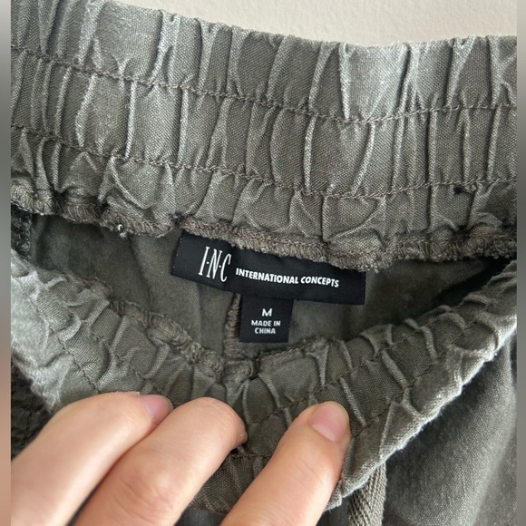 INC International Women’s Cargo Joggers army Green med drawstring elastic waist - Picture 3 of 4